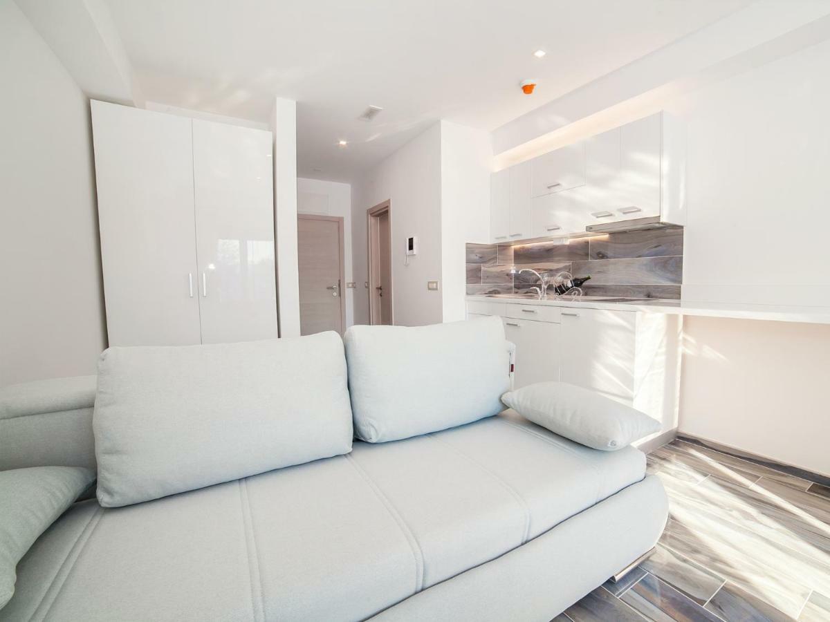 Sea Point Apart Hotel Tivat Exterior foto